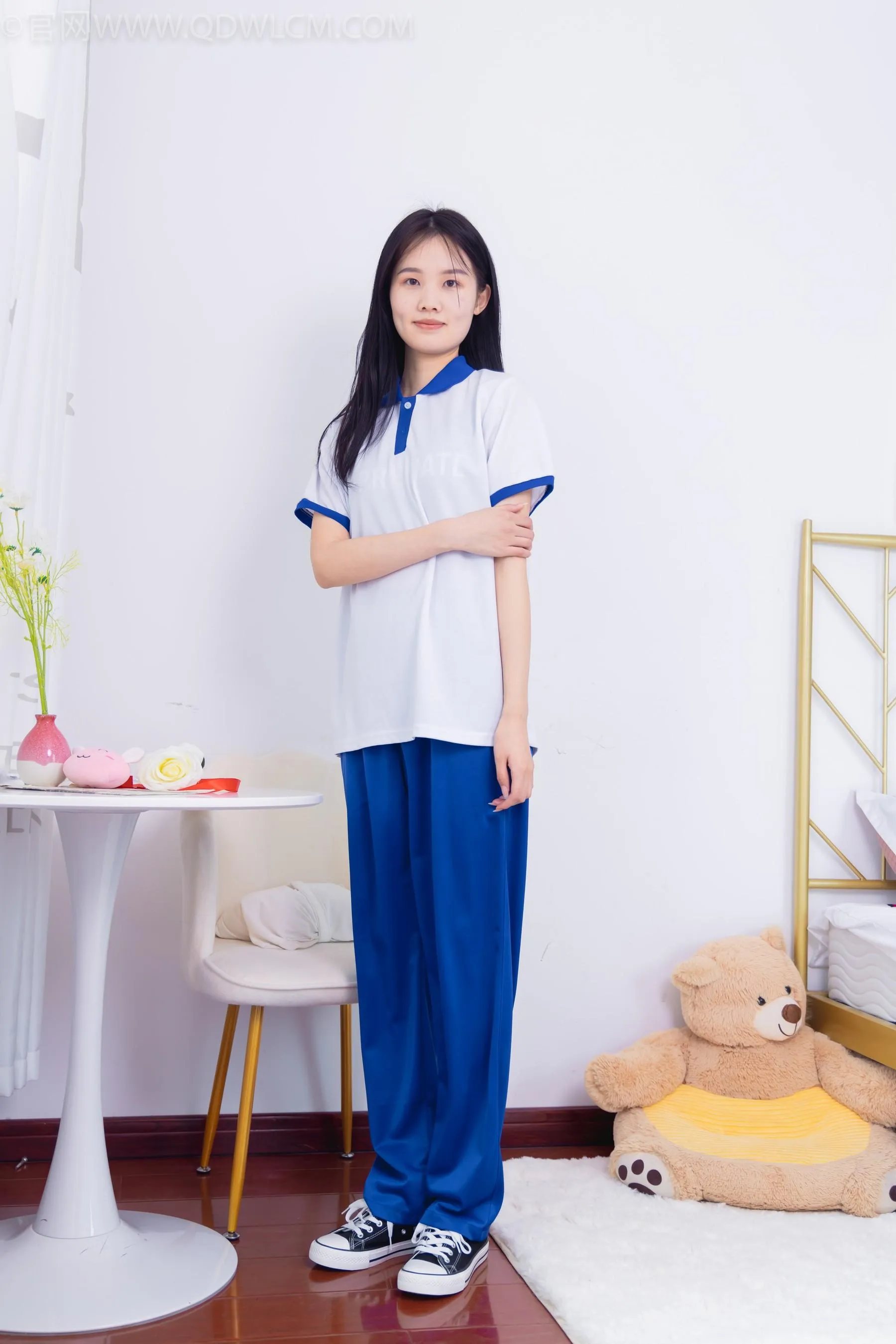 物恋传媒 NO.1515 颜颜-校园时的她 [151P]插图5